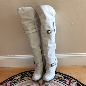 MIA LIMITED EDITION Off white leather boot